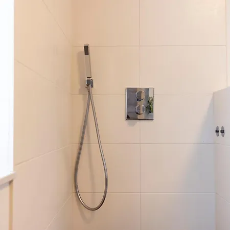 Hello Holidays - - Zentral - Terrasse - Parkplatz Appartement Oldenbourg